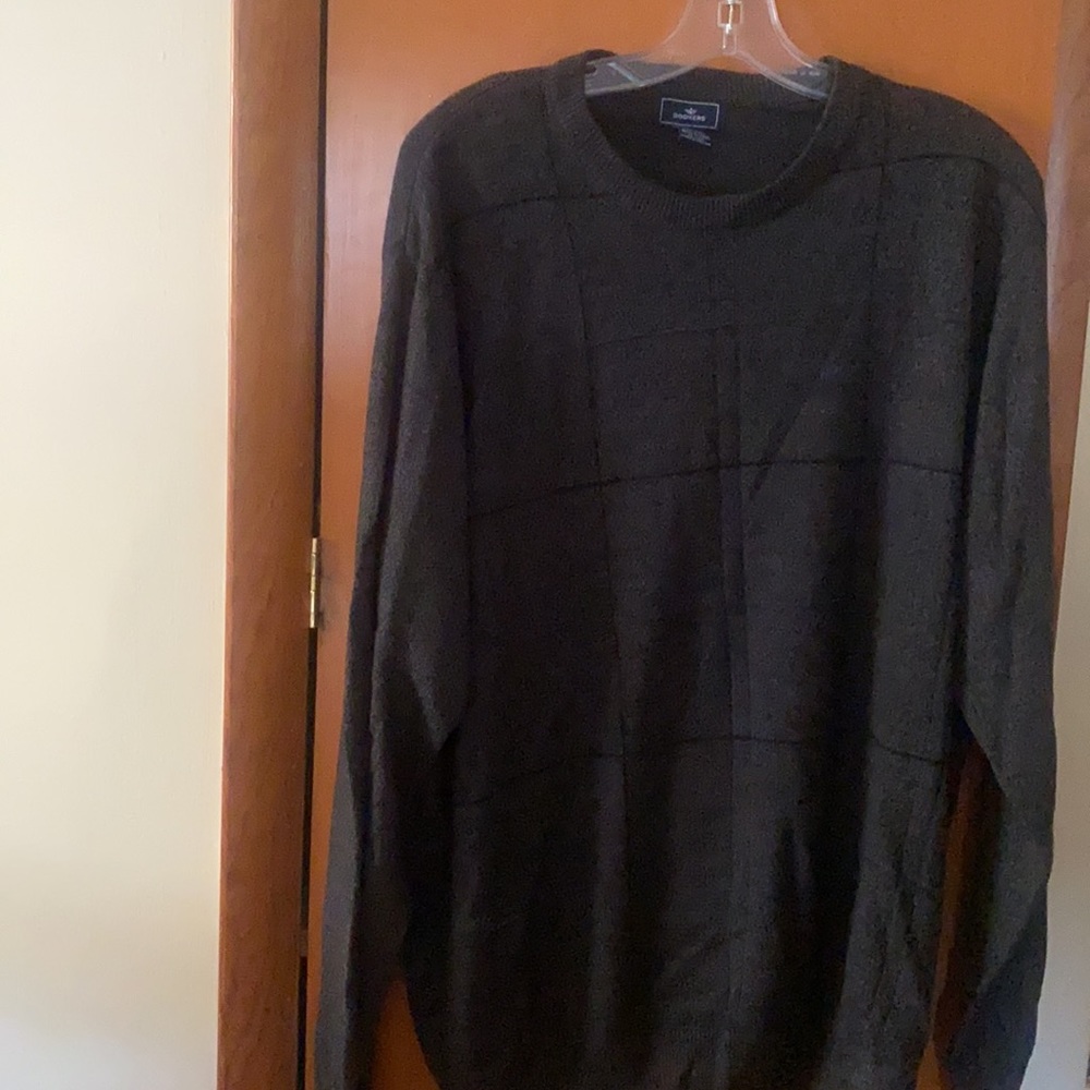 Dockers Men’s Long Sleeve Sweater Size XL.